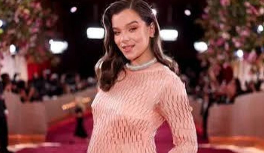 Hailee Steinfeld